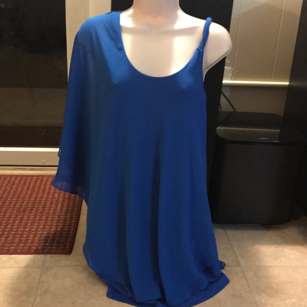 Bebe dress